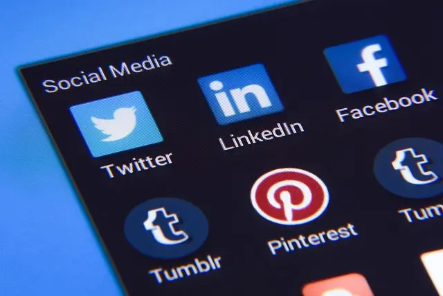 10 Essential Music Marketing Strategies for Emerging Artists