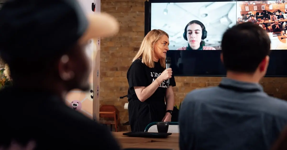 How to Create a Thriving Music Community Online