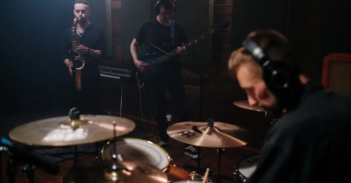 The Essential Guide to Music Collaboration for Artists